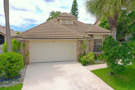 7004 Bitterbush Place Boynton Beach FL 33472