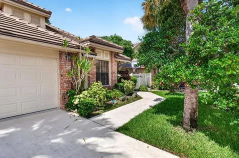 7004 Bitterbush Place Boynton Beach FL 33472