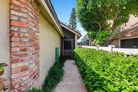 7004 Bitterbush Place Boynton Beach FL 33472