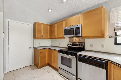7004 Bitterbush Place Boynton Beach FL 33472