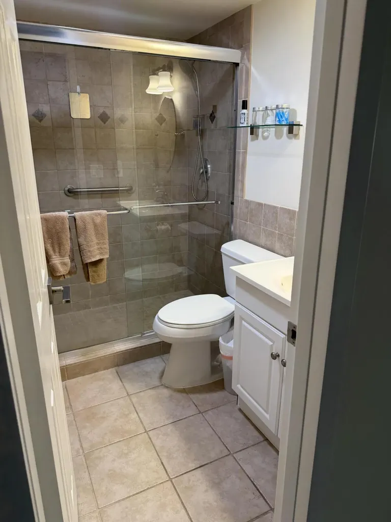 3037 Cornwall B Boca Raton FL 33434