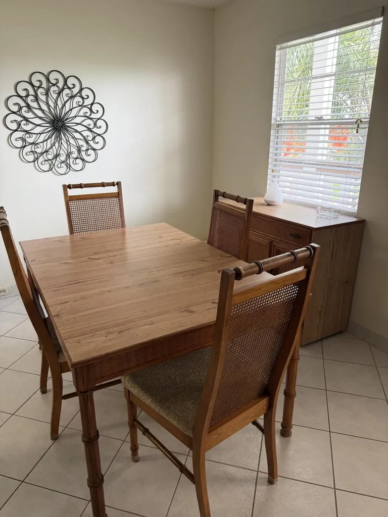 3037 Cornwall B Boca Raton FL 33434