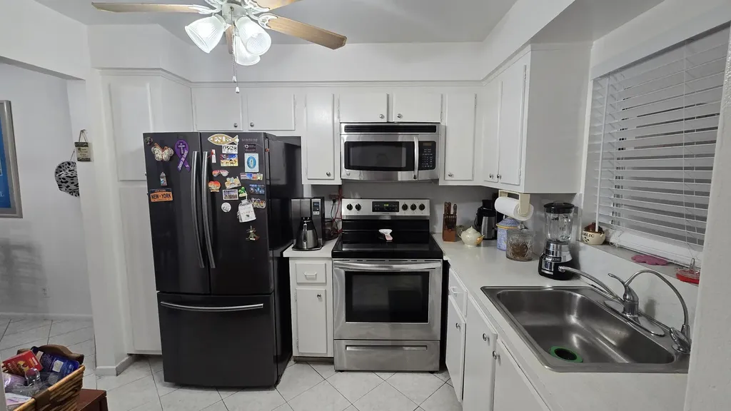 1200 Tallwood Avenue Hollywood FL 33021