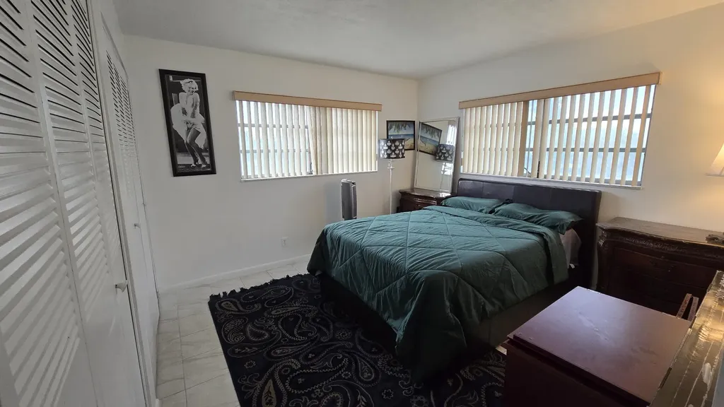 1200 Tallwood Avenue Hollywood FL 33021