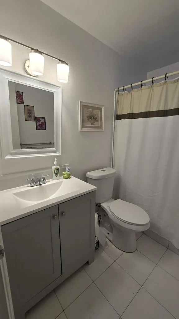 1200 Tallwood Avenue Hollywood FL 33021
