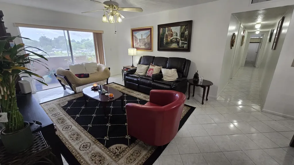 1200 Tallwood Avenue Hollywood FL 33021