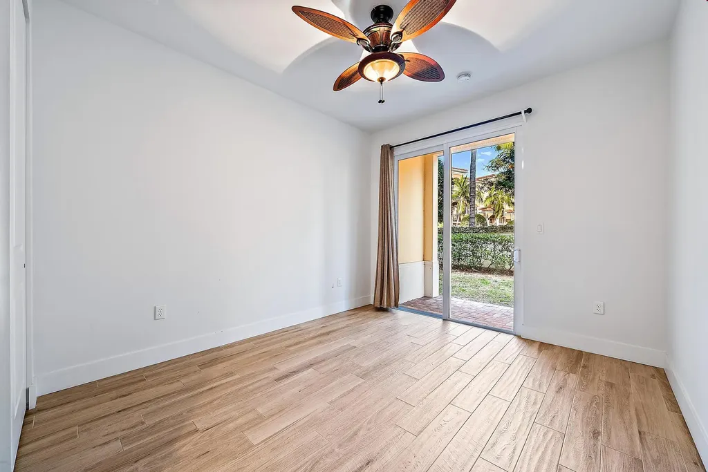 3770 County Line Road Tequesta FL 33469