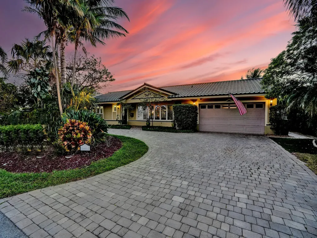 3811 NE 26th Avenue Lighthouse Point FL 33064