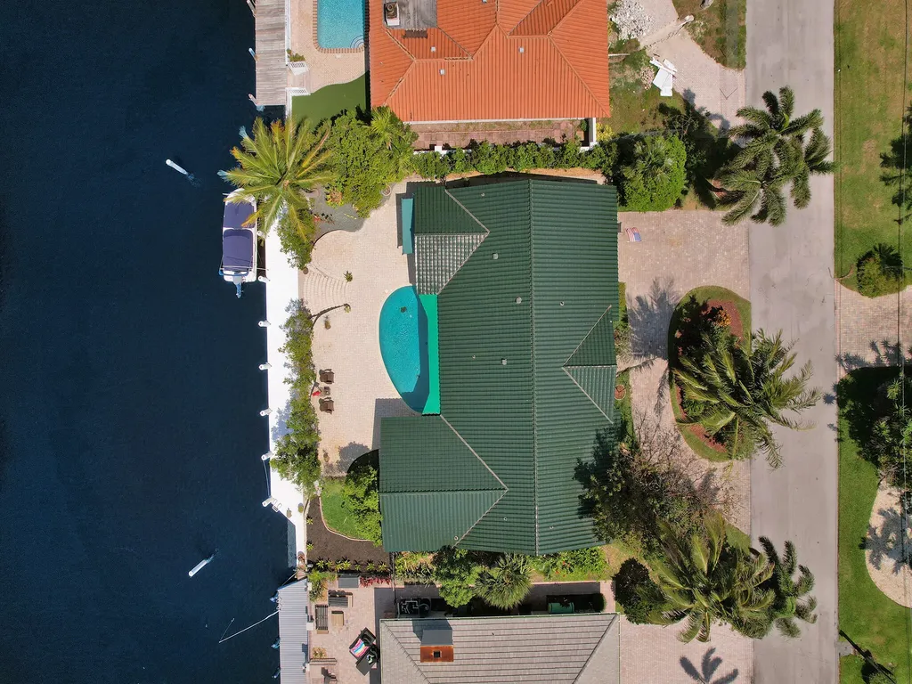 3811 NE 26th Avenue Lighthouse Point FL 33064