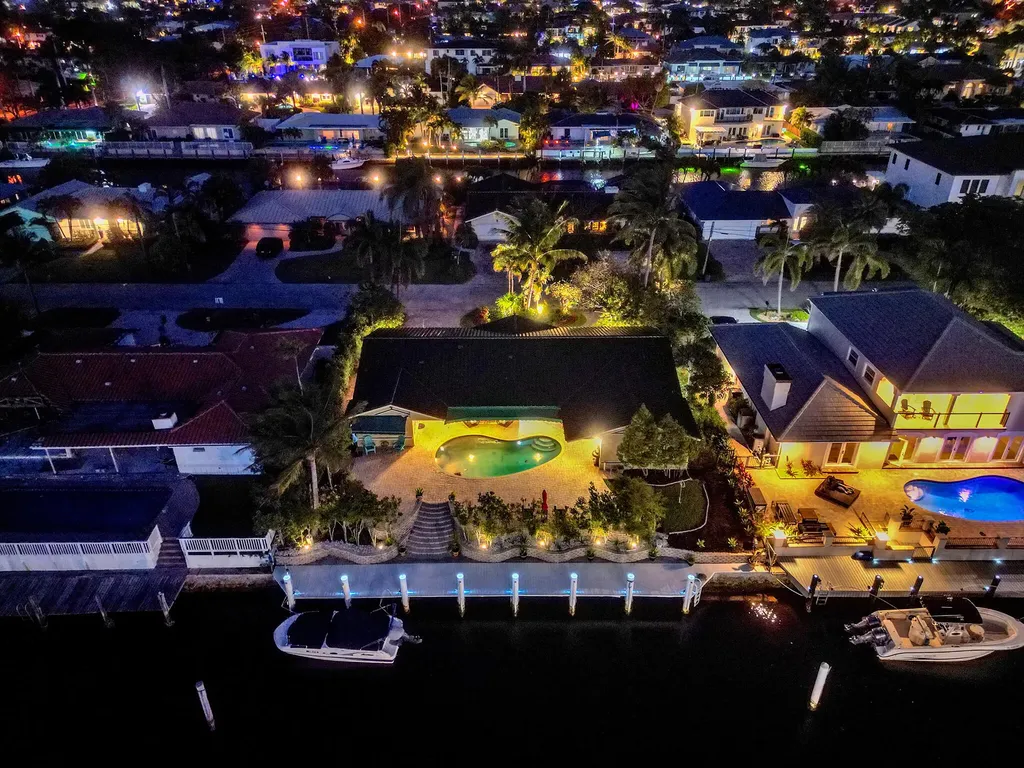 3811 NE 26th Avenue Lighthouse Point FL 33064