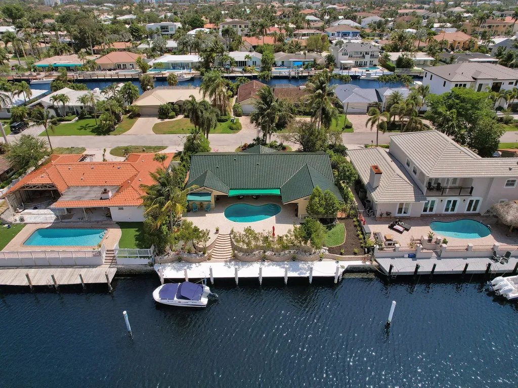 3811 NE 26th Avenue Lighthouse Point FL 33064