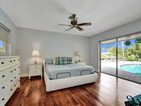 3811 NE 26th Avenue Lighthouse Point FL 33064