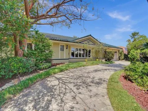 3811 NE 26th Avenue Lighthouse Point FL 33064