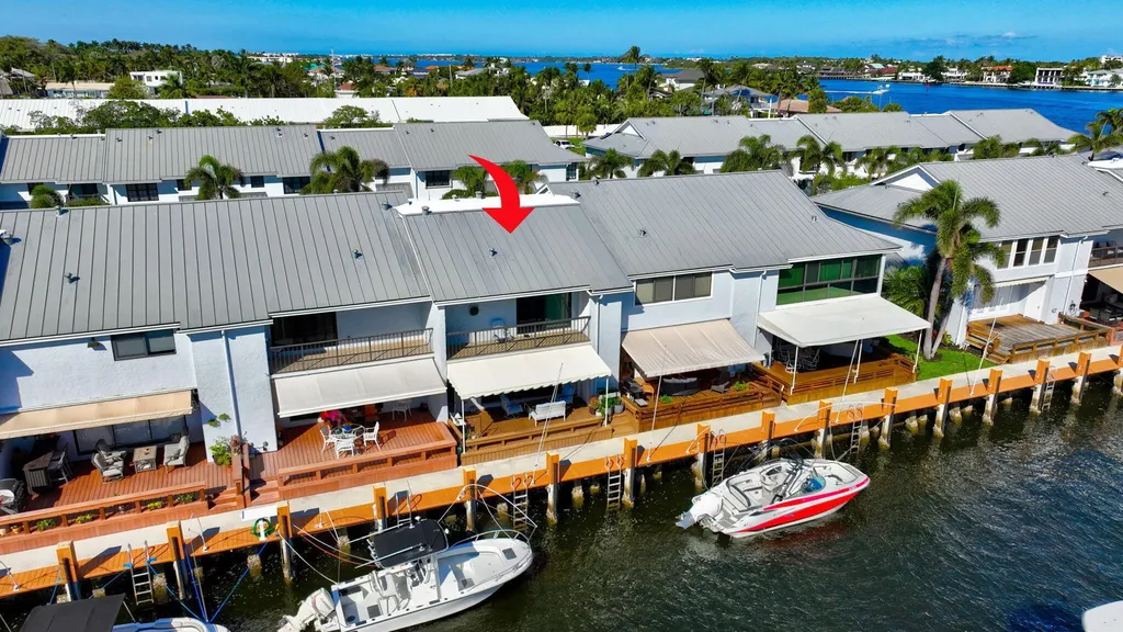732 NE 12th Terrace Boynton Beach FL 33435