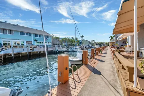 732 NE 12th Terrace Boynton Beach FL 33435