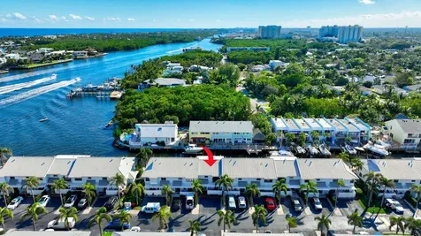 732 NE 12th Terrace Boynton Beach FL 33435