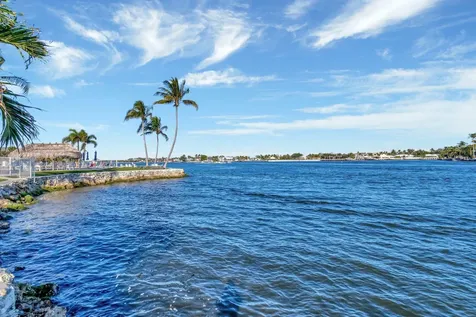 732 NE 12th Terrace Boynton Beach FL 33435