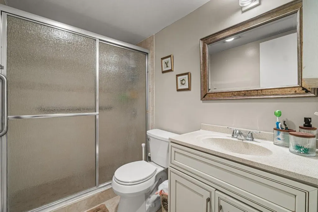 175 Suffolk E Boca Raton FL 33434