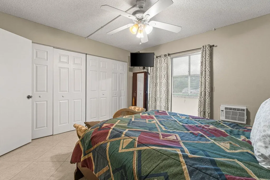 175 Suffolk E Boca Raton FL 33434
