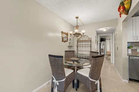 175 Suffolk E Boca Raton FL 33434