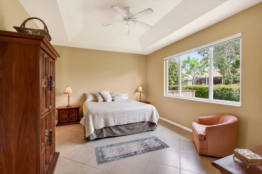 9635 Sandpiper Shores Way West Palm Beach FL 33411