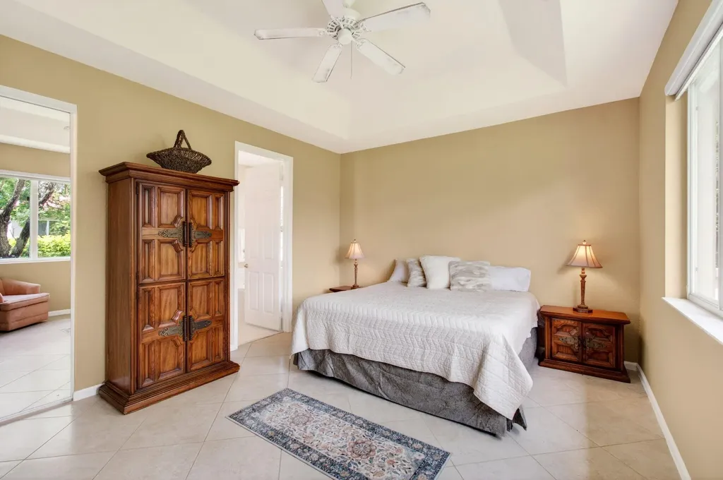 9635 Sandpiper Shores Way West Palm Beach FL 33411