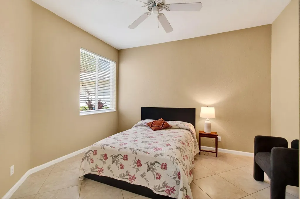 9635 Sandpiper Shores Way West Palm Beach FL 33411