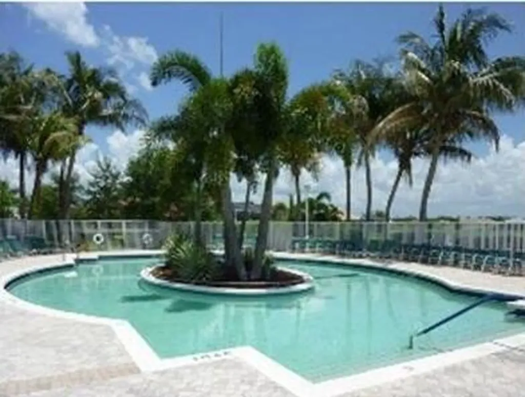 9635 Sandpiper Shores Way West Palm Beach FL 33411
