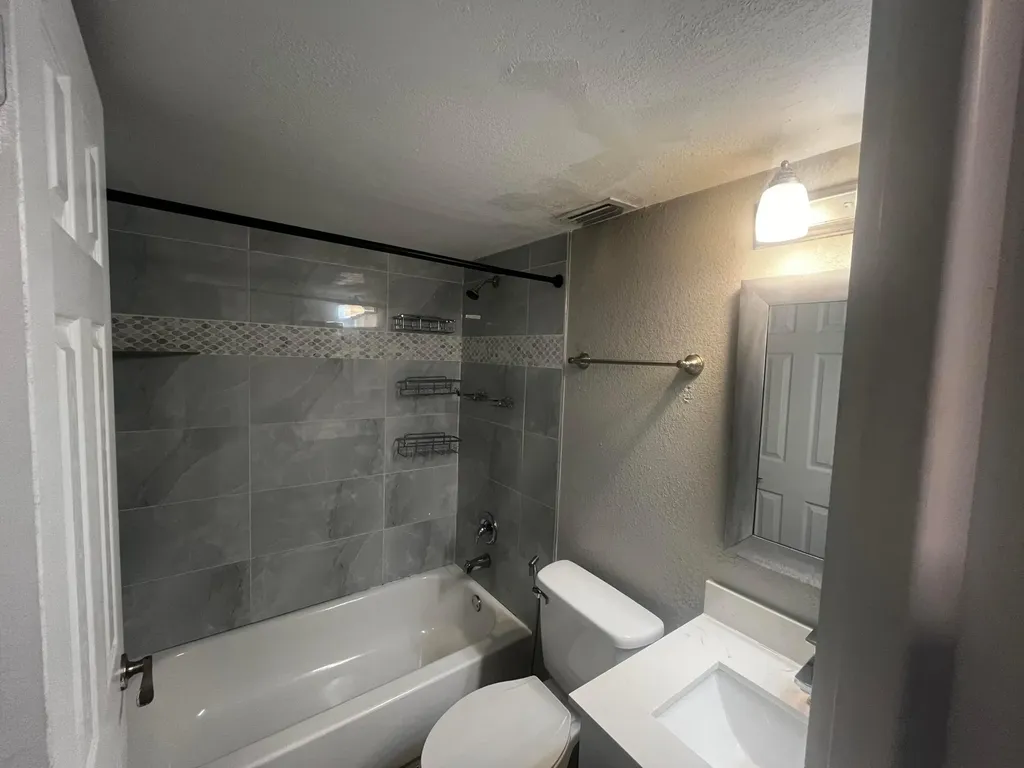 3901 36th Court West Palm Beach FL 33407