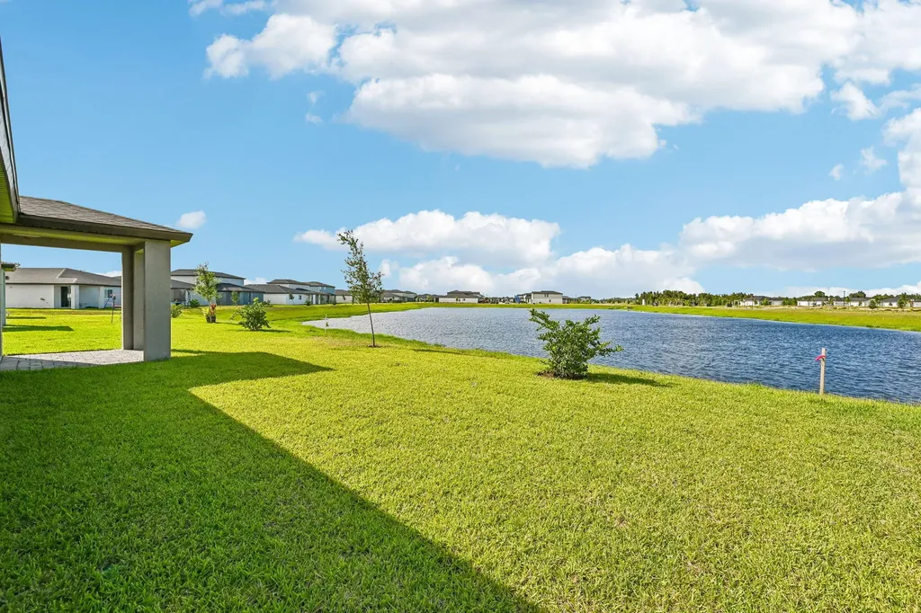 14503 SW New Dawn Road Indiantown FL 34956