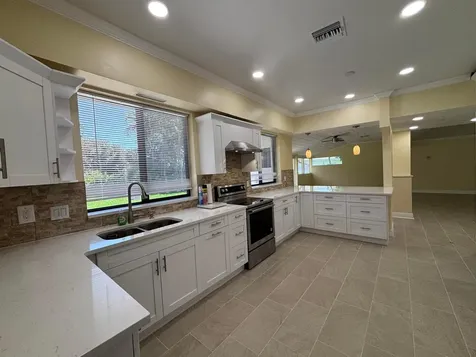 135 E Ilex Drive Lake Park FL 33403