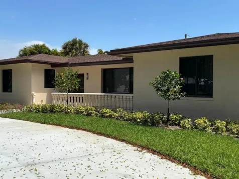 135 E Ilex Drive Lake Park FL 33403