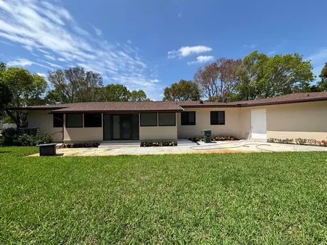 135 E Ilex Drive Lake Park FL 33403