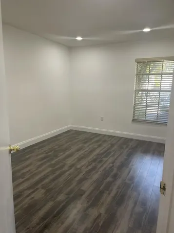 19823 NW 64th Place Hialeah FL 33015
