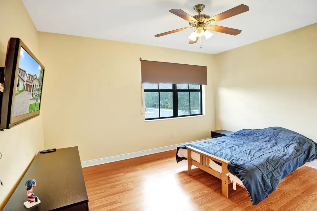 8541 NW 38th Street Cooper City FL 33024