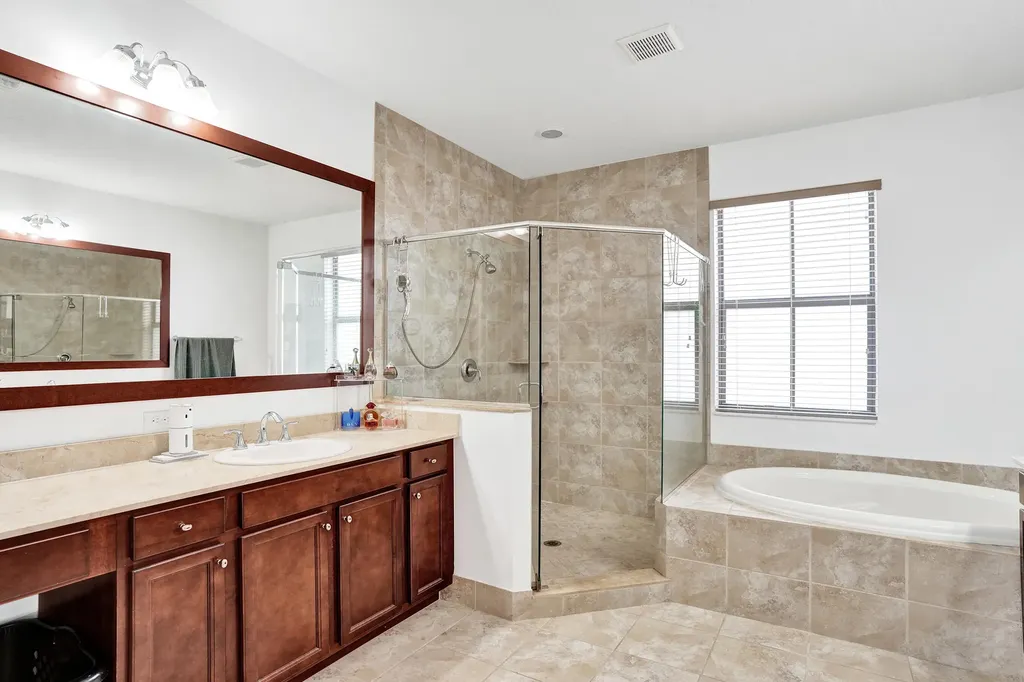 8541 NW 38th Street Cooper City FL 33024