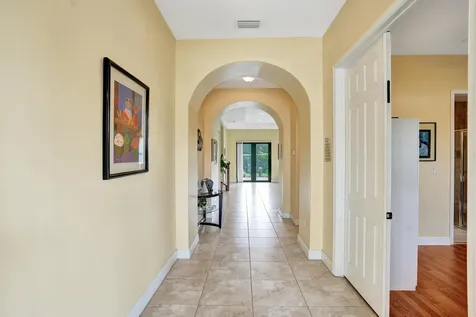 8541 NW 38th Street Cooper City FL 33024