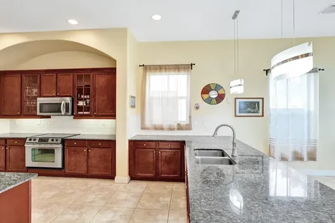 8541 NW 38th Street Cooper City FL 33024