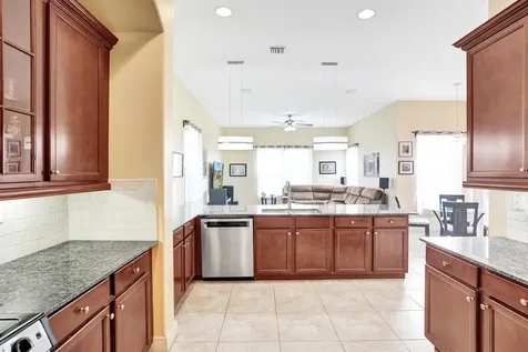 8541 NW 38th Street Cooper City FL 33024