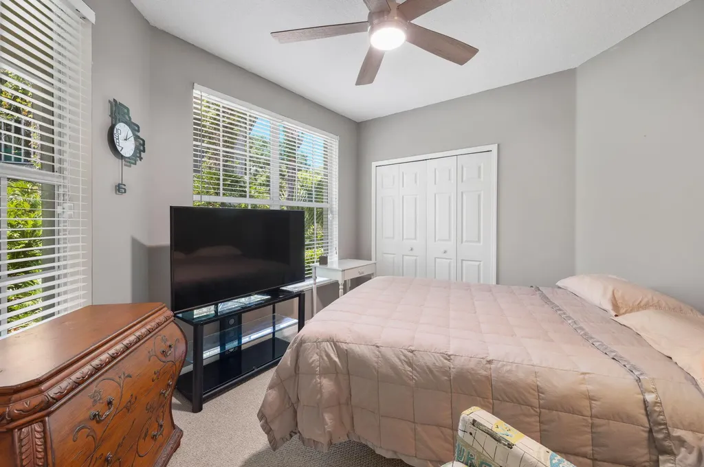 7154 Hawks View Trail Port St Lucie FL 34986