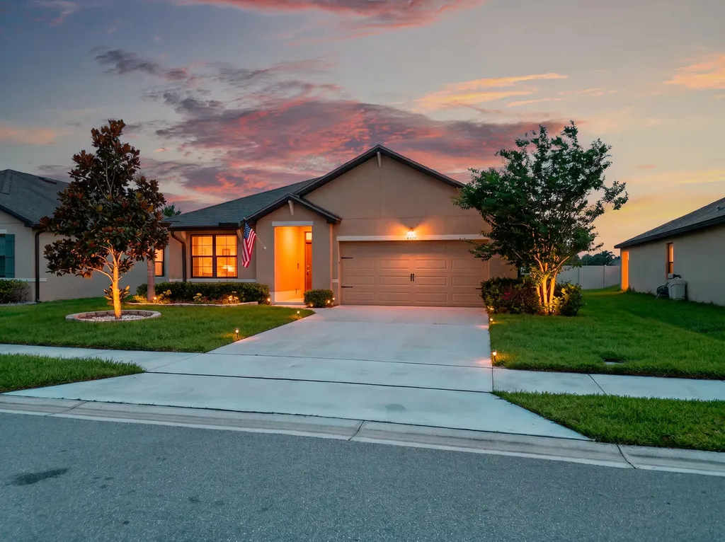6109 NW Regent Street Port St Lucie FL 34983