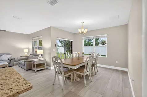 6109 NW Regent Street Port St Lucie FL 34983