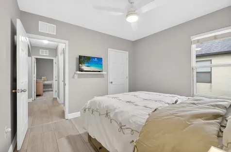 6109 NW Regent Street Port St Lucie FL 34983
