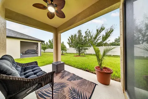 6109 NW Regent Street Port St Lucie FL 34983