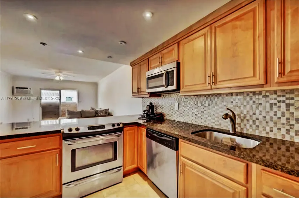 200 S Birch Road Fort Lauderdale FL 33316