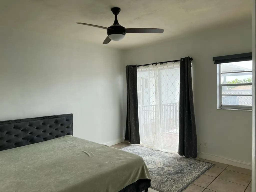 2200 S Ocean Drive Hollywood FL 33019