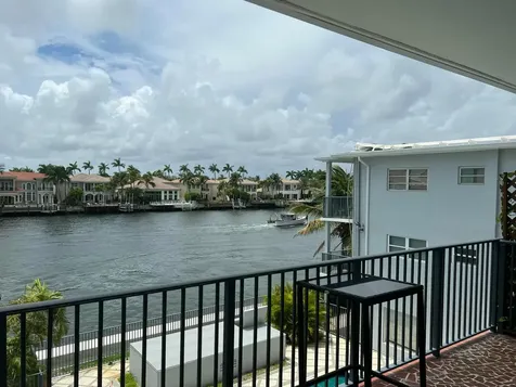 2200 S Ocean Drive Hollywood FL 33019