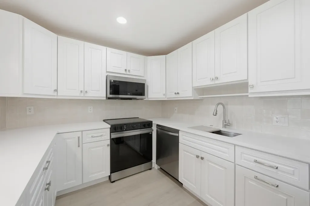 670 N Monaco Court Delray Beach FL 33446