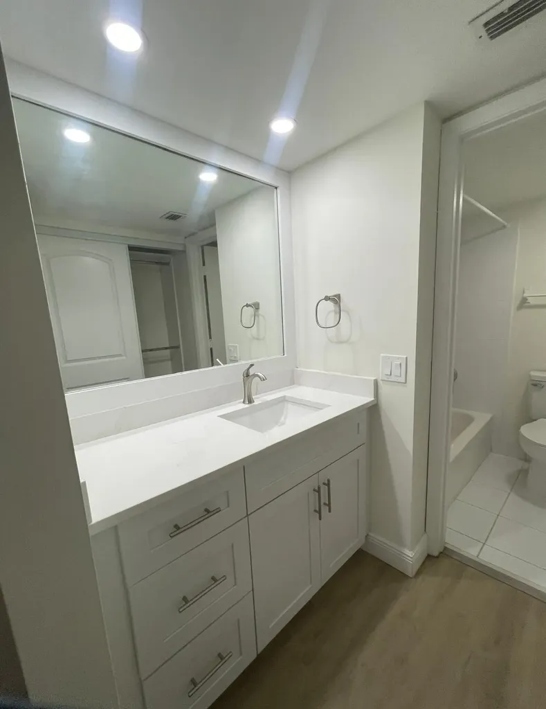 1200 NW 87th Avenue Coral Springs FL 33071