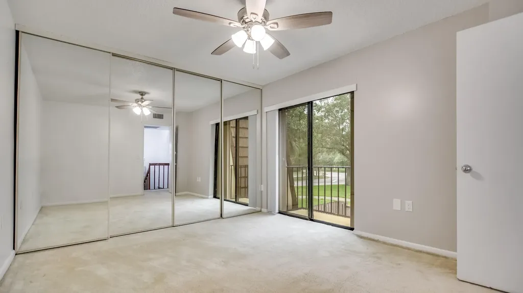 121 1st Lane Palm Beach Gardens FL 33418